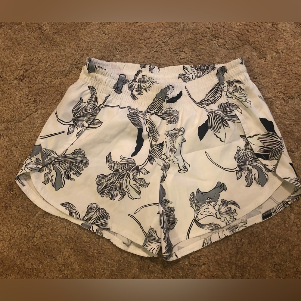 Athleta Running Short